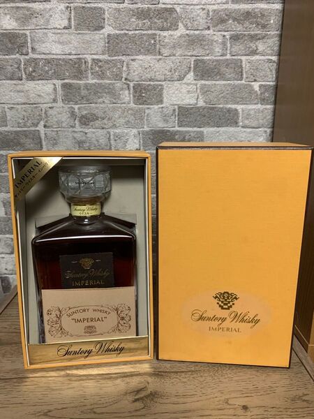 SUNTORY IMPERIAL サントリー ウイスキー インペリアル箱付き古酒 カガミクリスタル