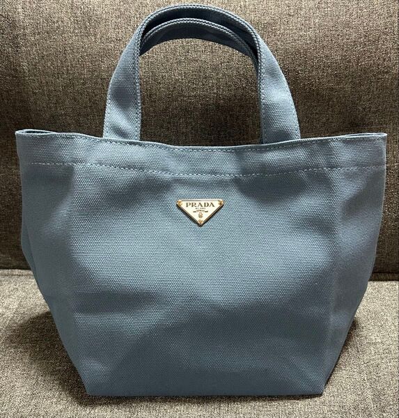 セール♪新作 PRADA トートバッグ プレート ブルー キャンバス 三角プレート