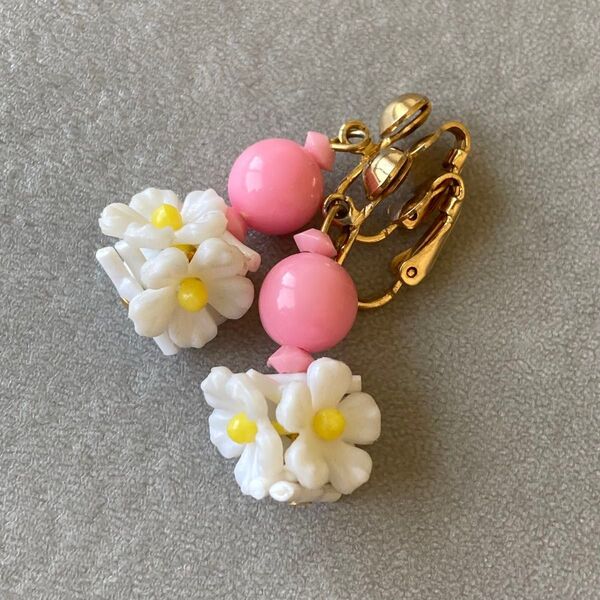 ヴィンテージ アンティーク イヤリング 花 フラワー ピンク ホワイト イエロー レトロ