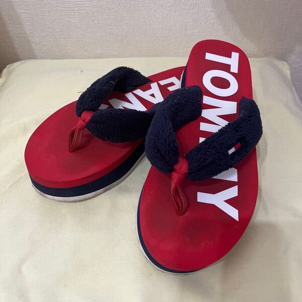 Tommy Jeans 厚底ビーチサンダル レッド 24cm