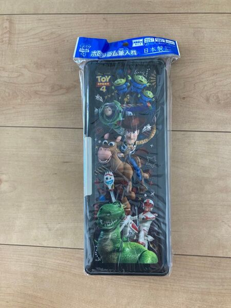 トイストーリー4 筆箱 筆入れ ホログラム 両面開きタイプ ディズニー
