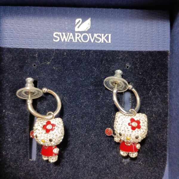 SWAROVSKI スワロフスキー ハローキティ ピアス