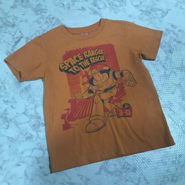 バズライトイヤー トイストーリー ユニクロ UT Tシャツ 110 オレンジ