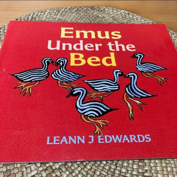 洋書 Emus Under the Bed リアン・J・エドワーズ 児童書 絵本 英語