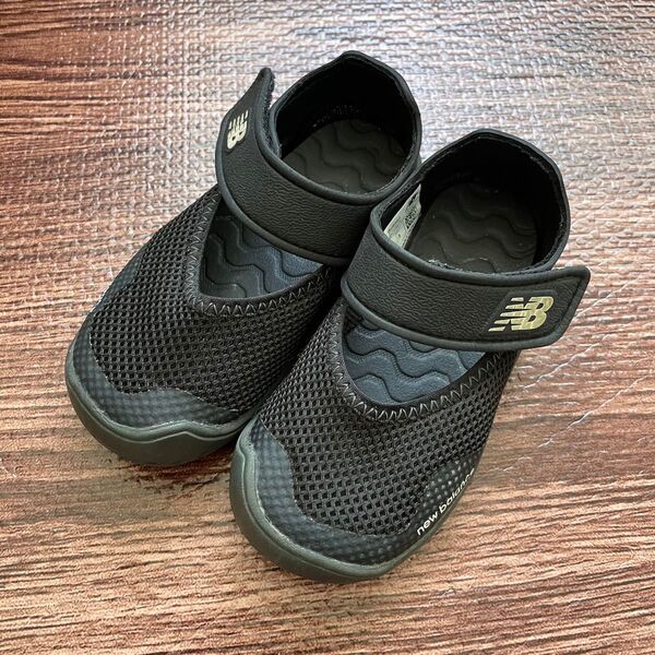 【美品】【15cm】ニューバランス New Balance サンダル スポーツサンダル 黒 ブラック 15センチ
