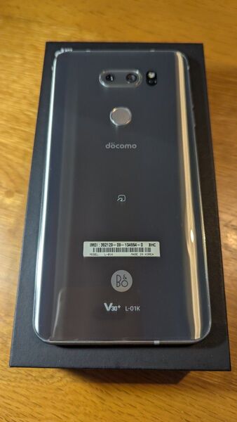 V30+ L-01K 6インチ メモリー4GB ストレージ128GB Cloud Silver ドコモ Android SIMフリ
