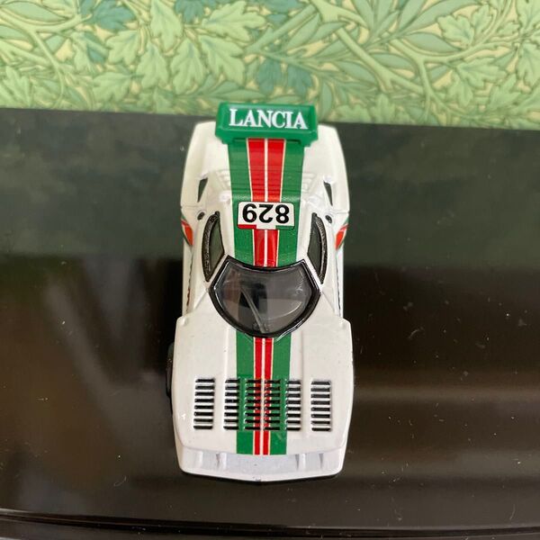ホットウィール ブルーバード ランチアストラトス グループ5 1/64