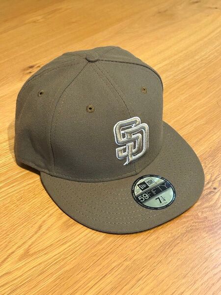 新品 サンディエゴ パドレス ニューエラ59FIFTYキャップ 7 1/4 オーセンティックコレクション