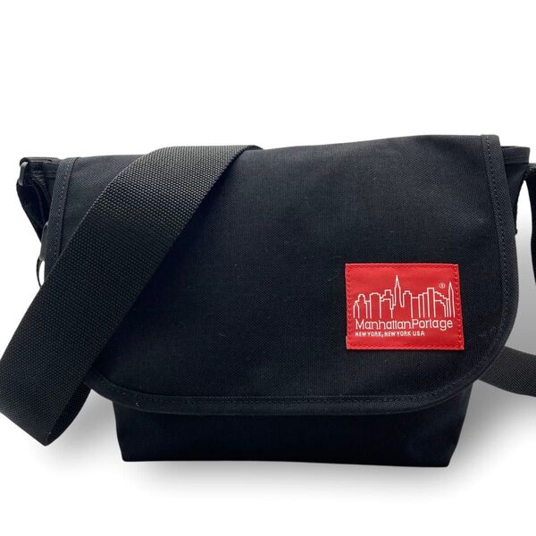 【美品】 Manhattan Portage マンハッタンポーテージ ショルダーバッグ メッセンジャーバッグ ブラック斜め掛け