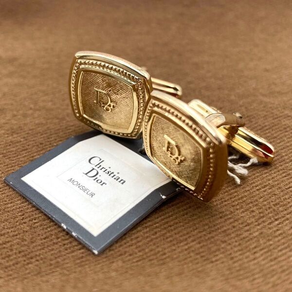 【タグ付き保管品】 Christian Dior クリスチャンディオール カフス カフスボタン カフリンクス ロゴ刻印 ゴールド