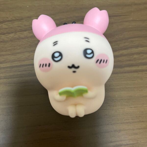 ちいかわ カニのフィギュア