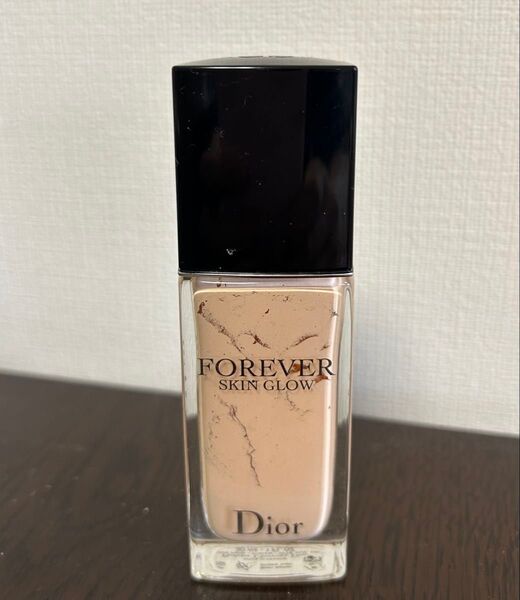 Dior ディオール フォーエバー スキン グロウ 0.5N リキッドファンデ フォーエヴァー