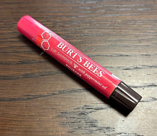Burt's Bees バーツビーズ リップシマー Rhubarb ルバーブ