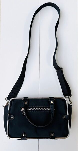 JEAN PAUL GAULTIER ゴルチエ フレームショルダーバッグ