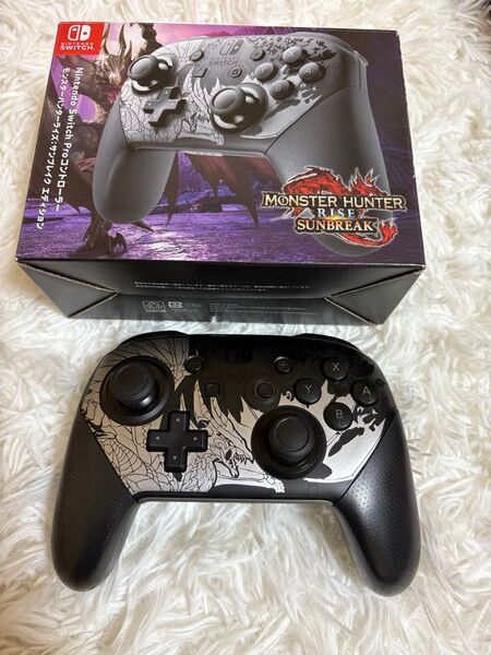 Nintendo Switch Proコントローラー モンスターハンターライズ:サンブレイクエディション