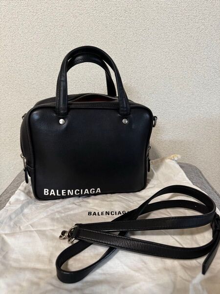 BALENCIAGA トライアングルスクエアXS ロゴ ミニハンドバッグ 2way ショルダーバッグ レザー 528544