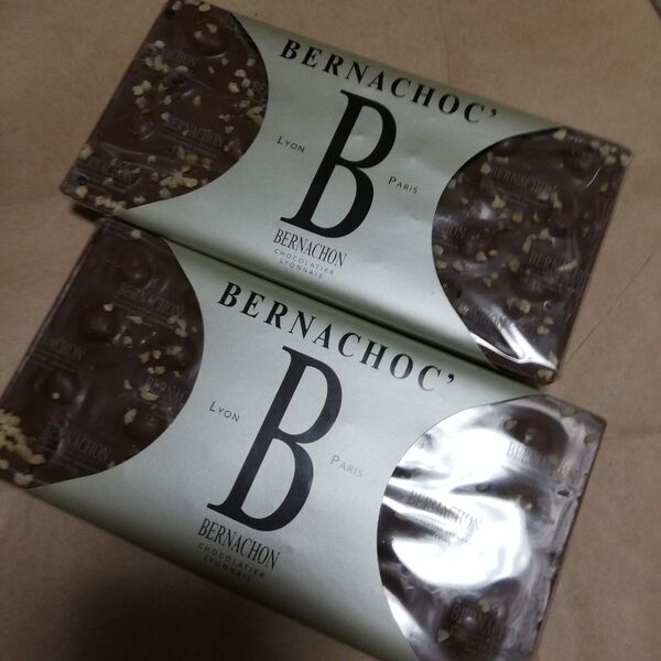 2枚 ベルナシオン タブレット 板チョコ お菓子 チョコレート ベルナショック BERNACHOC フランス パリ