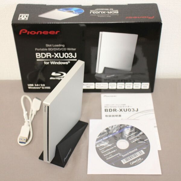 Pioneerスロットローディング型BDライター BDR-XU03J 外付ブルーレイドライブ