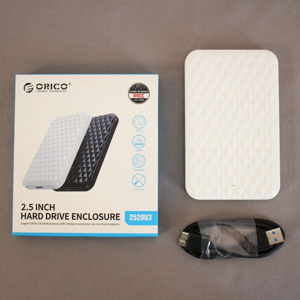 【美品】ORICO 2.5インチ SATA SSD・HDDケース USB3.0 2520U3-WH