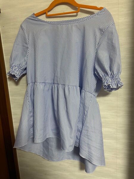 SHEIN シーイン 青白 ストライプブラウス カットソー トップス プルオーバー 半袖