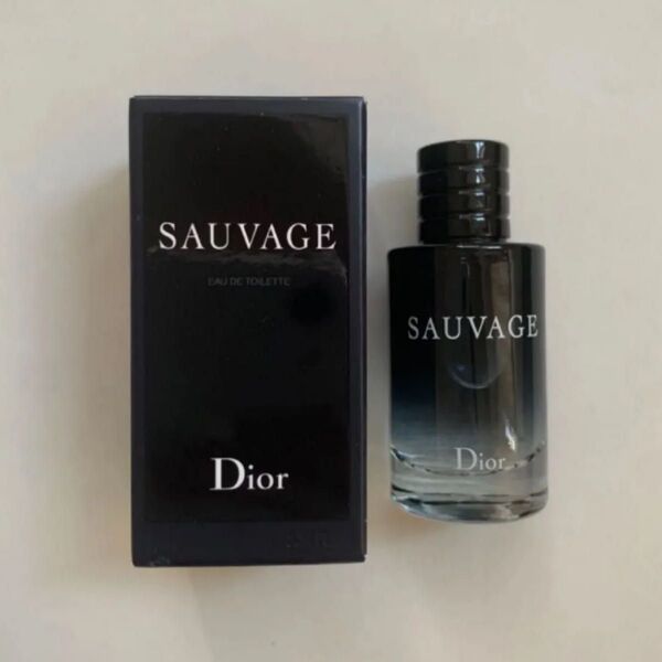 【新品】Diorディオール ソヴァージュ 10ml SAUVAGE 香水ミニボトル