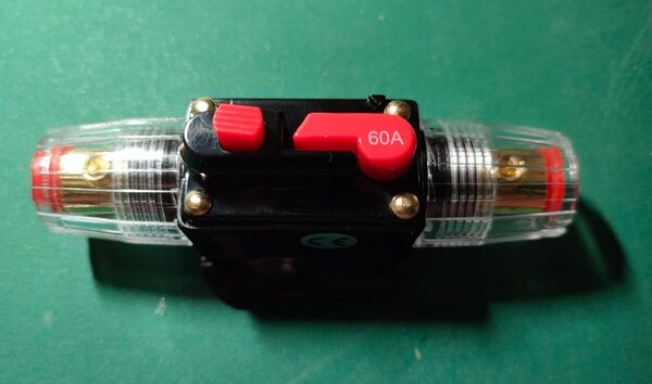 自動遮断器 12-24V 60Amp ヒューズ