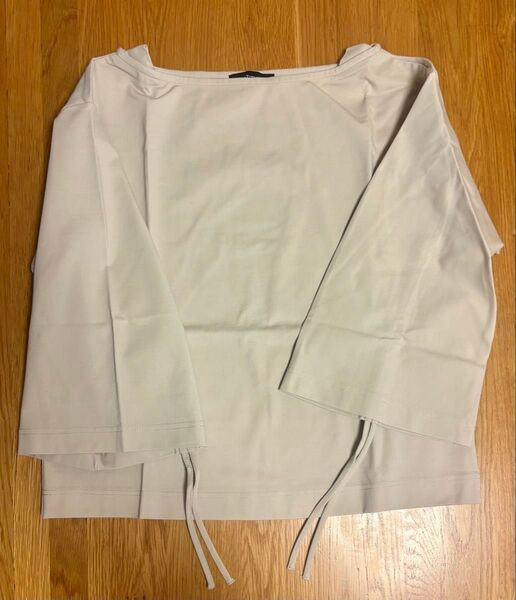 UNTITLED カットソー ベージュ 新品 タグ付き ボートネック 七分袖