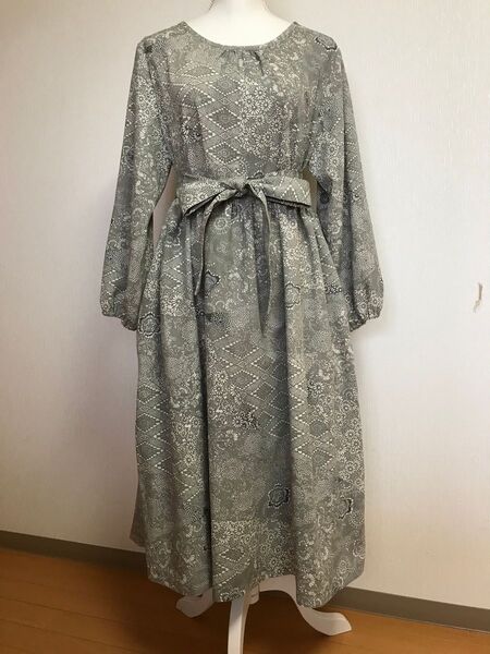 ゆったりワンピース 着物リメイク 小紋 グレー