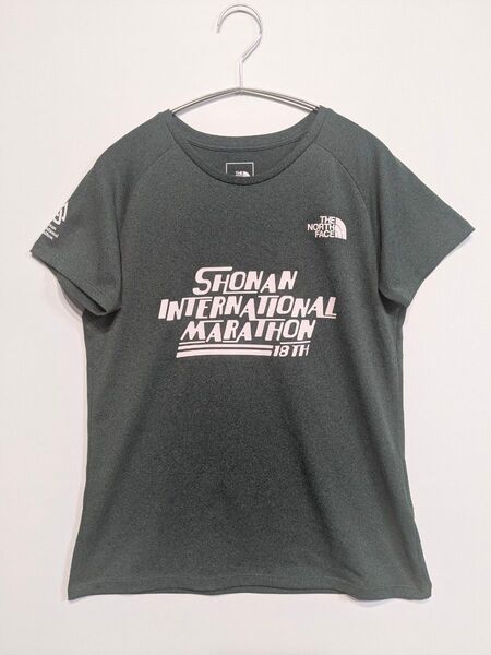 ■大人気 ノースフェイス 湘南国際マラソン Tシャツ レディース Mサイズ グリーン系 NTW23SIM