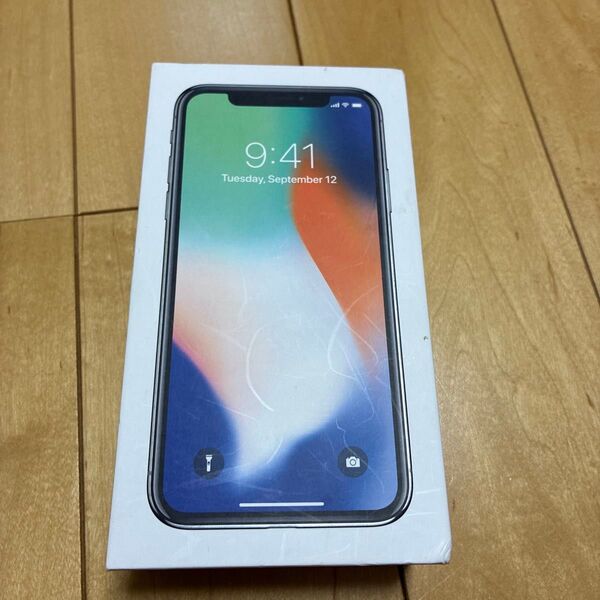 Apple iPhone X 本体 SIMフリー シルバー 256GB