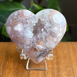 天然石 マダガスカル産 ピンクアメジスト桜瑪瑙共生ハート置物55g