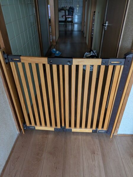 【値下げ】ベビーゲート ニホンイクジ