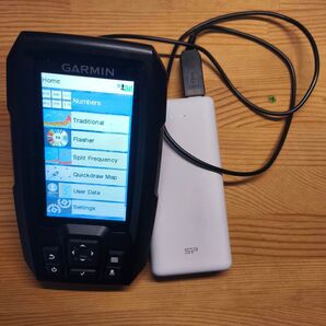 GARMIN STRIKER Vivid 4cv GT20-TM モバイルバッテリー 英語モデル