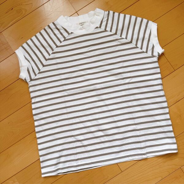 CLASSICALELF size S ベージュボーダーフレンチスリーブ Tシャツ