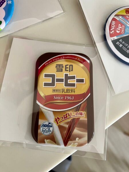 雪印100周年記念ノベリティ 雪印コーヒー 缶バッチ