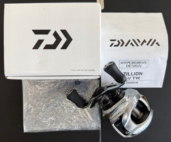 超美品 ダイワ 21ジリオンSVTW1000XH 右ハンドル