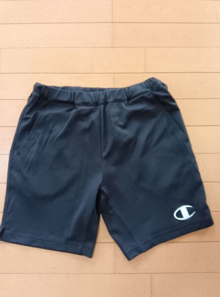 使用少 champion バレーボール ハーフパンツ Lサイズ