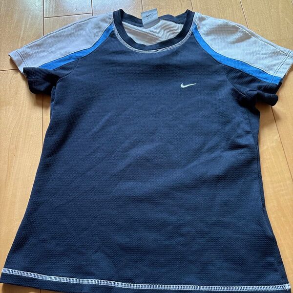 NIKE ナイキ トレーニングウェア Tシャツ ネイビー系 ガールズ