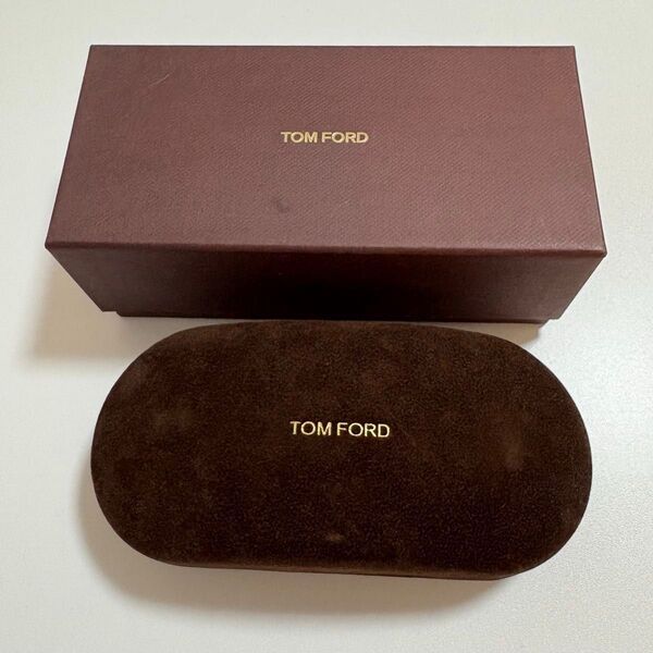TOM FORD トムフォードサングラスケース 眼鏡