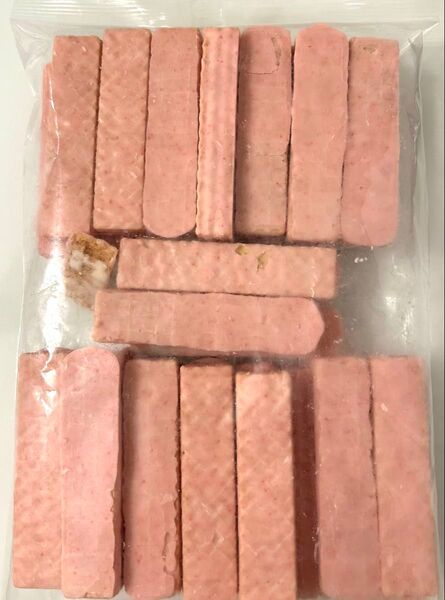アウトレット 苺チョコ掛けウエハース300g1袋 工場直売 訳あり