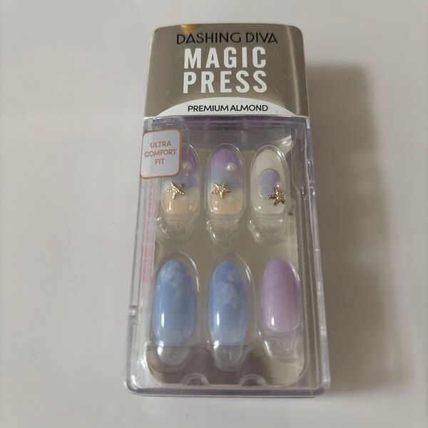 DASHING DIVA ダッシングディバ MAGIC PRESS マジックプレス ネイルチップ 付け爪 アーモンドタイプ