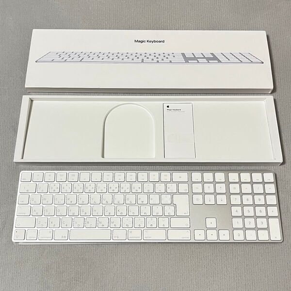 【美品】Apple Magic Keyboard MQ052J/A A1843