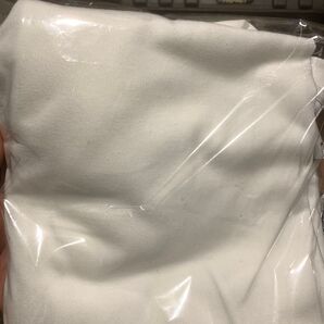 White T-shirts - Test sales for people living overseas