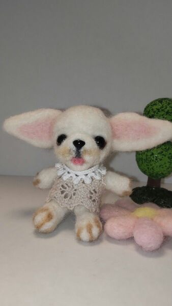 羊毛フェルト ハンドメイド チワワの仔犬 スムース ちょこんとお座り 置物 手作り