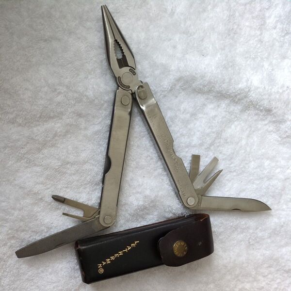 LEATHERMAN TOOL PST マルチツール