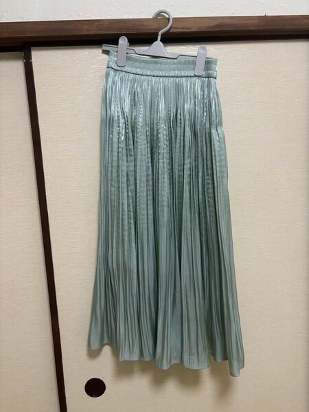 【新品、未使用】visのロングスカート ミントグリーン