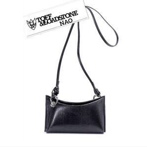 TOFF&LOADSTONE【NAOナオ】 スマホショルダーバッグ ストラップ付きスマホポシェット ¥22.000