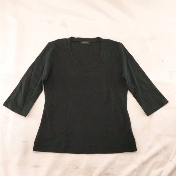A-25【良品】ingeborg インゲボルグ 長袖シャツ Tシャツ ブラック Vネック 無地 サイズL トップス