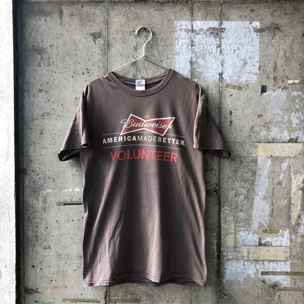 00s "GILDAN" Budwiser T-shirt