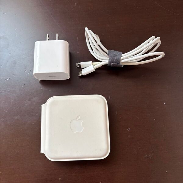 Apple magsafe duo charger MHXF3AM/A MagSafeデュアル充電パッド コンセント ケーブル付